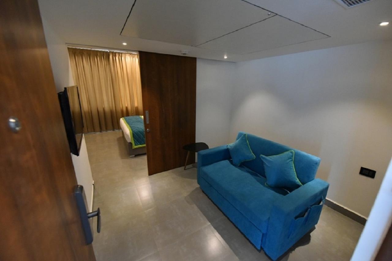 Premium Suite Enjoy on Evening Cocktails Early Check upto 2 hours subject to availability Early Check upto 2 hours subject to availability