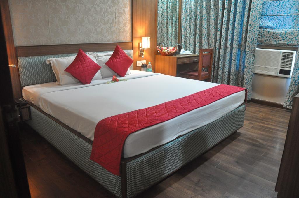 Deluxe Double or Twin Room,230133046:JPEG