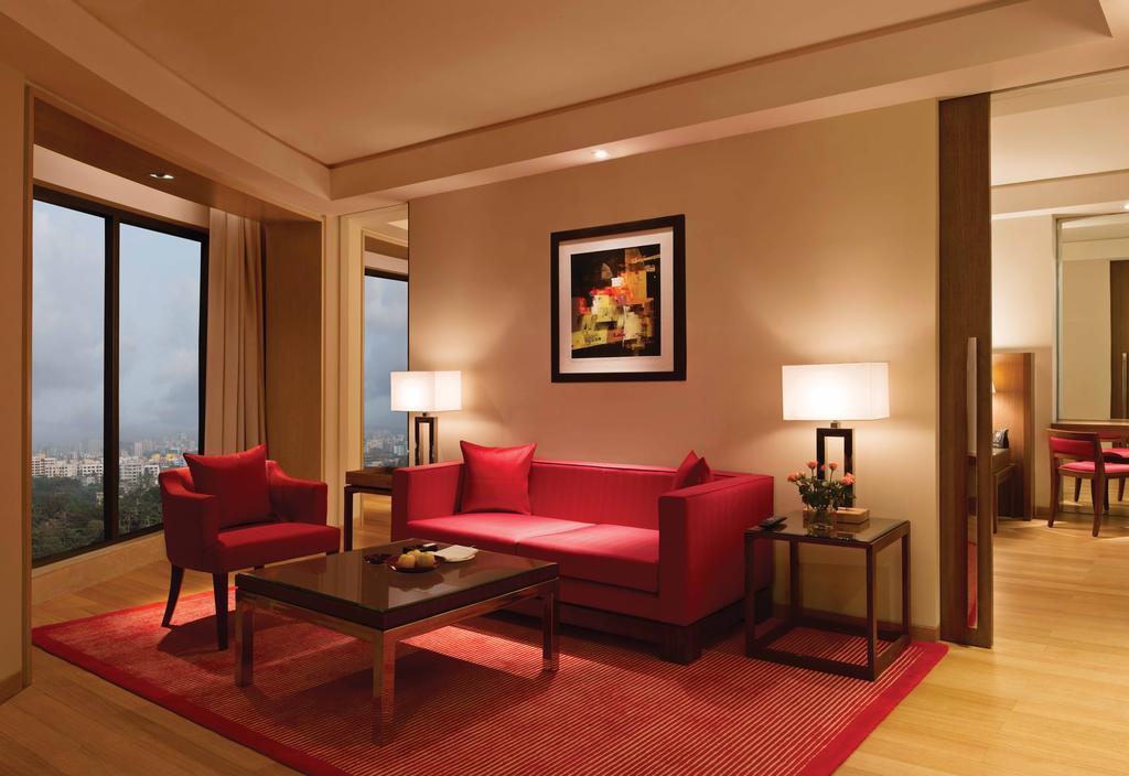 Deluxe Suite With Two Ways Airport Transfers and Lounge Access