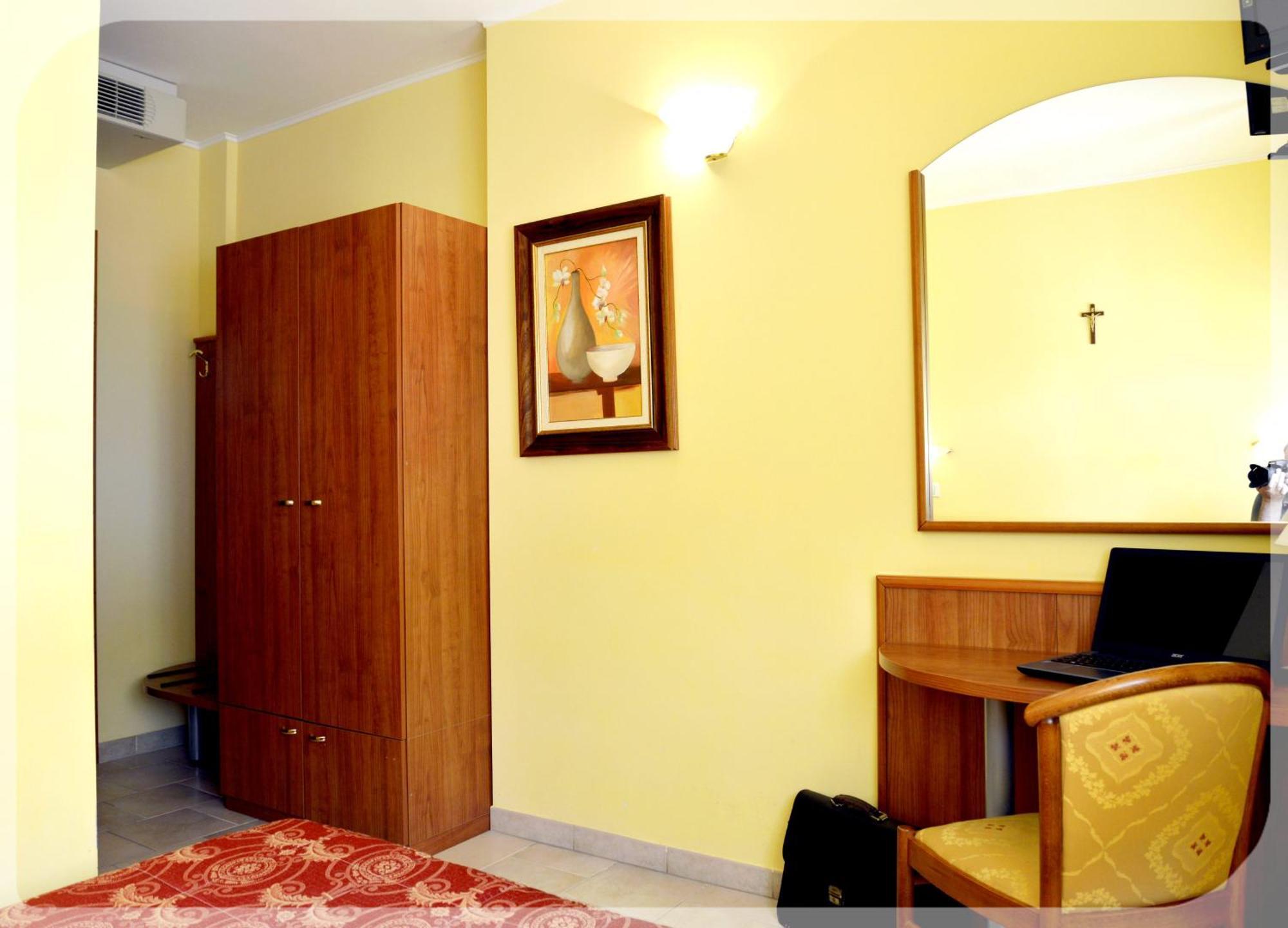 Deluxe Room Drop to Bangaga or Helipad once during the