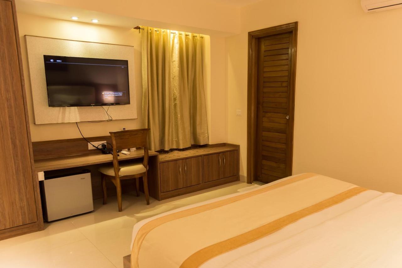 Deluxe King AC