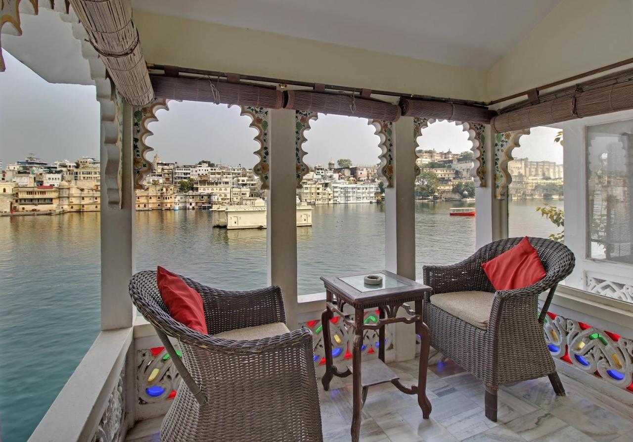 Deluxe Double or Twin Room with Lake View,727177261:JPEG
