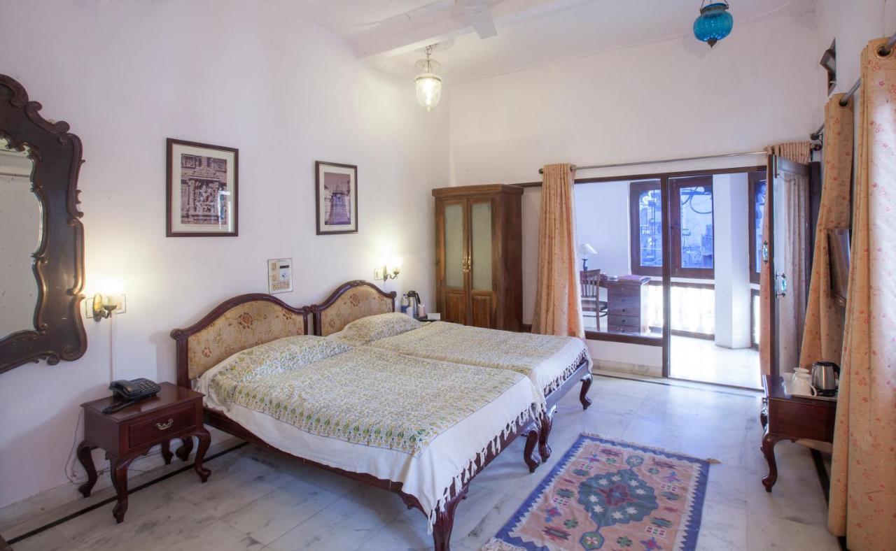 Standard Double Room - Non Lake Facing,727177375:JPEG