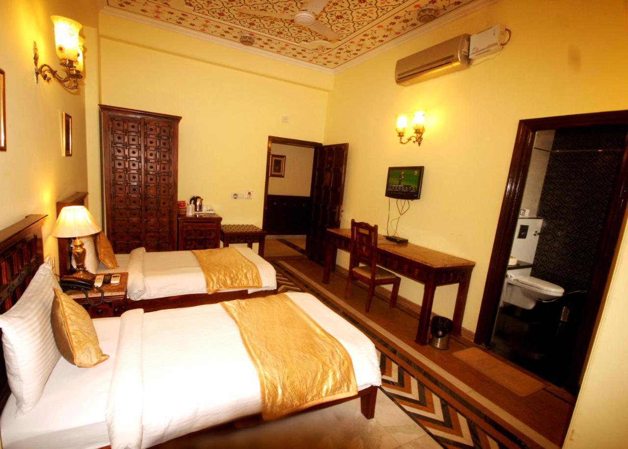 Super Deluxe Room