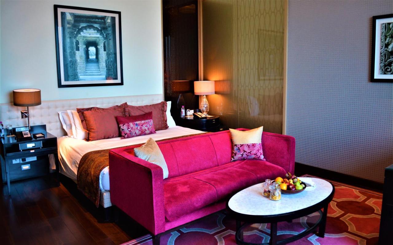 Taj Club Room City View King Bed with Breakfast, High-Tea & Evening Cocktail Hours