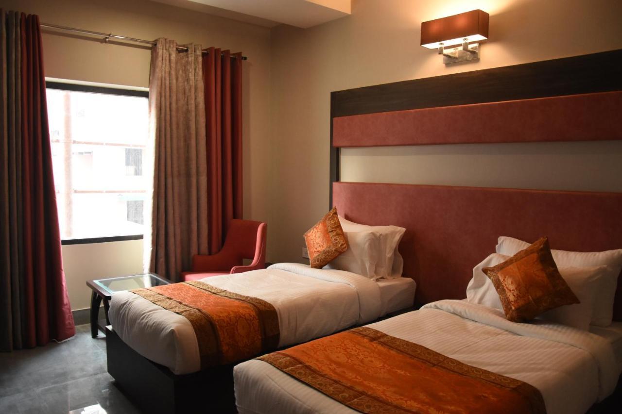 Twin Room,756743110:JPEG