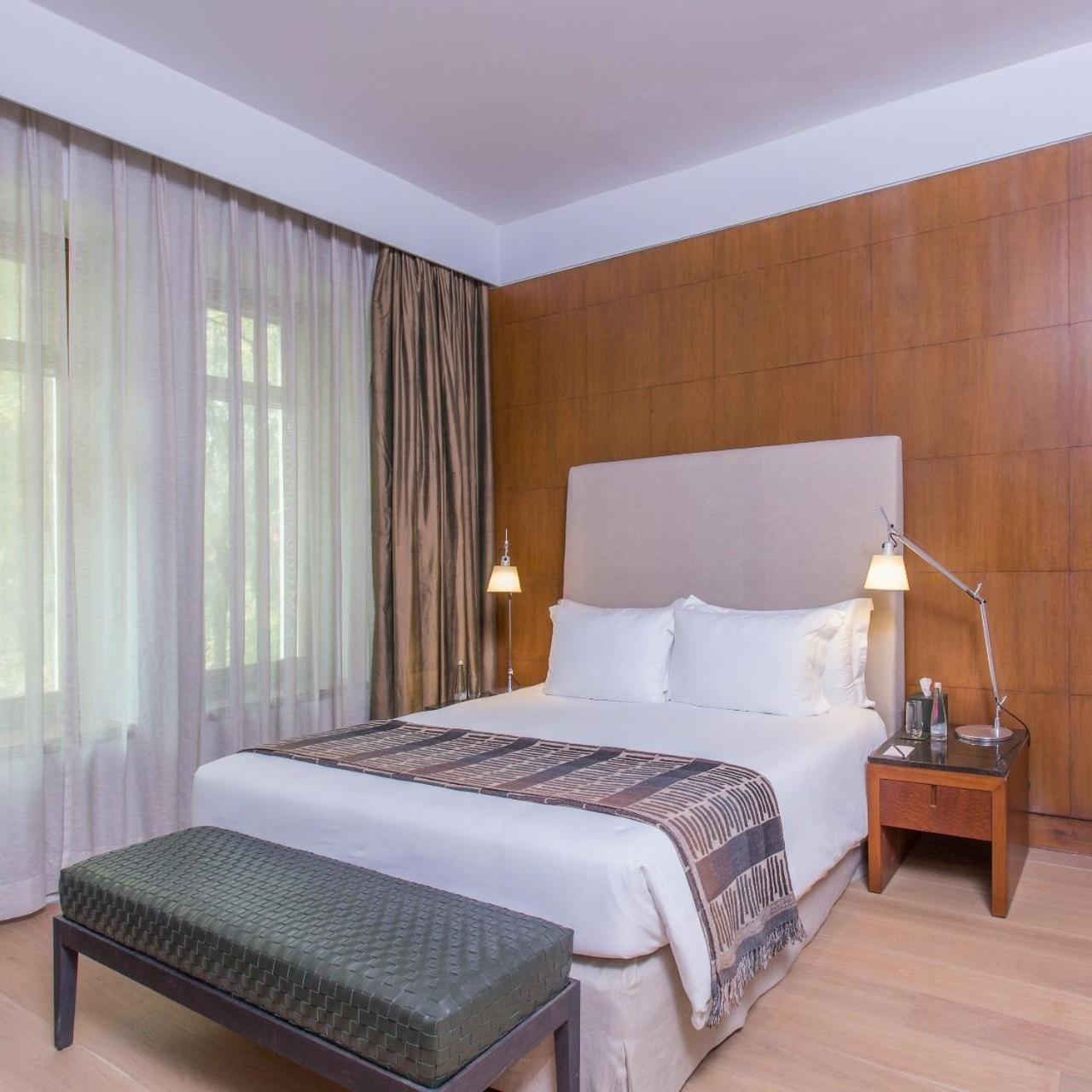 Executive Room,779606184:JPEG