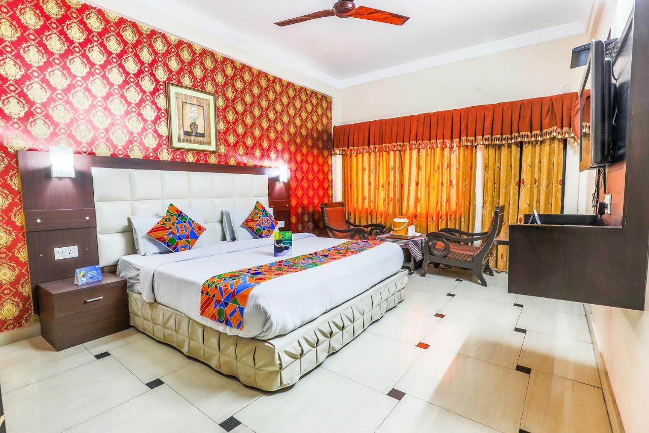 Deluxe Room,776974381:JPEG