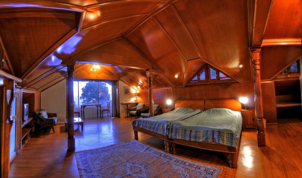 Deluxe Room,833625893:JPEG