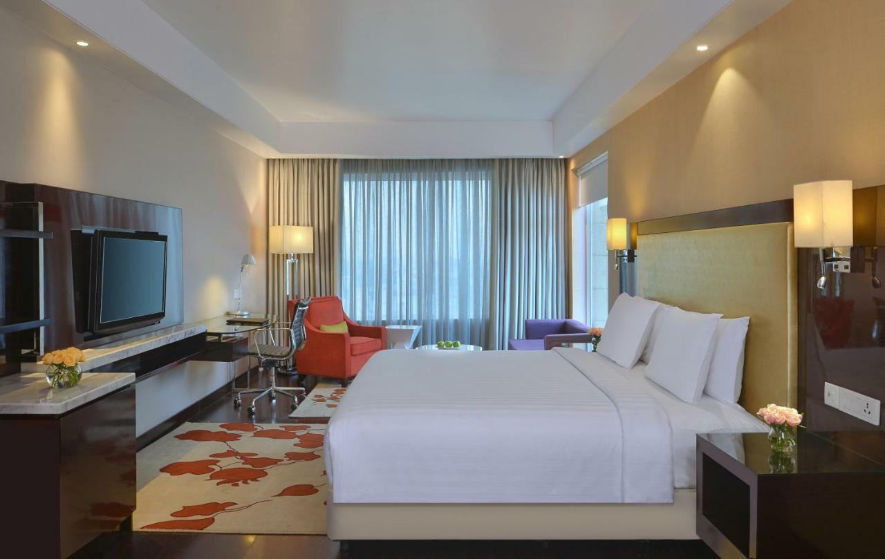 Presidential Suite With Taj View with 10% discount on food, beverages and laundry | 50% discount on spa until 5pm | 1+1 IMFL Happy Hours from 1pm to 5pm  (Henry's Pub Only) | Complimentary Bottle of wine