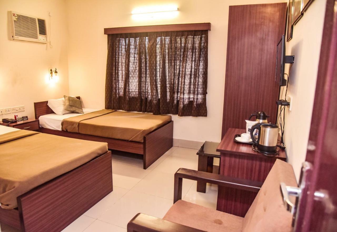 Deluxe Room,1669023277:JPEG
