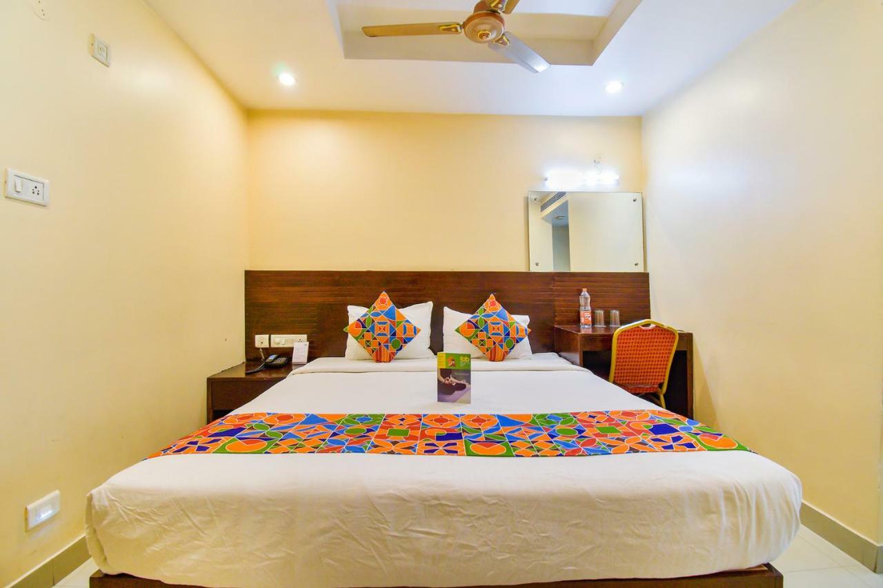 [Sanitised]Deluxe Room,909804703:JPEG