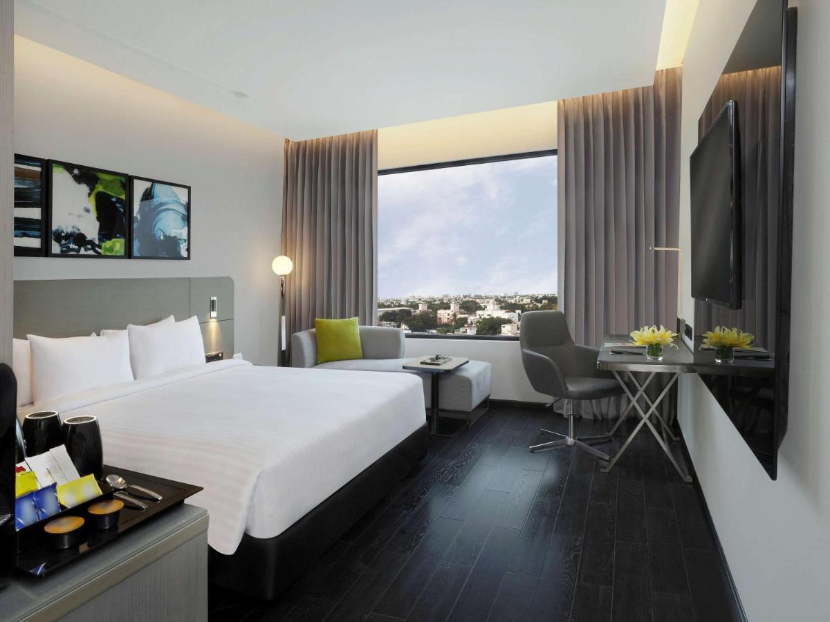 Superior Room with One King size bed - 25% off on Food & Soft Beverages at Coffee Shop,1743147348:JPEG