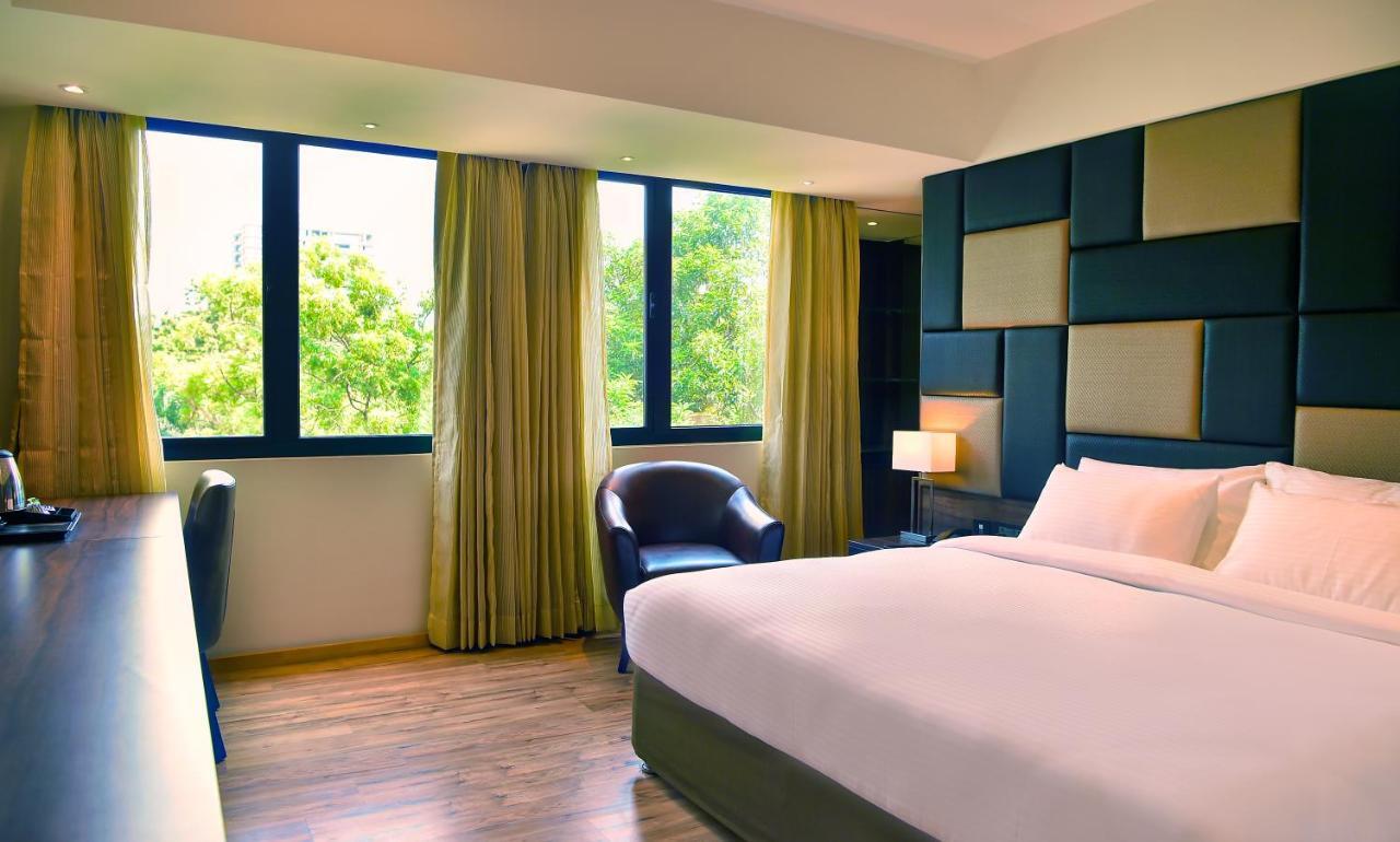 Suite  (Pay 2500 INR plus tax for Extra person or child above 7 years at the property)),948538606:JPEG