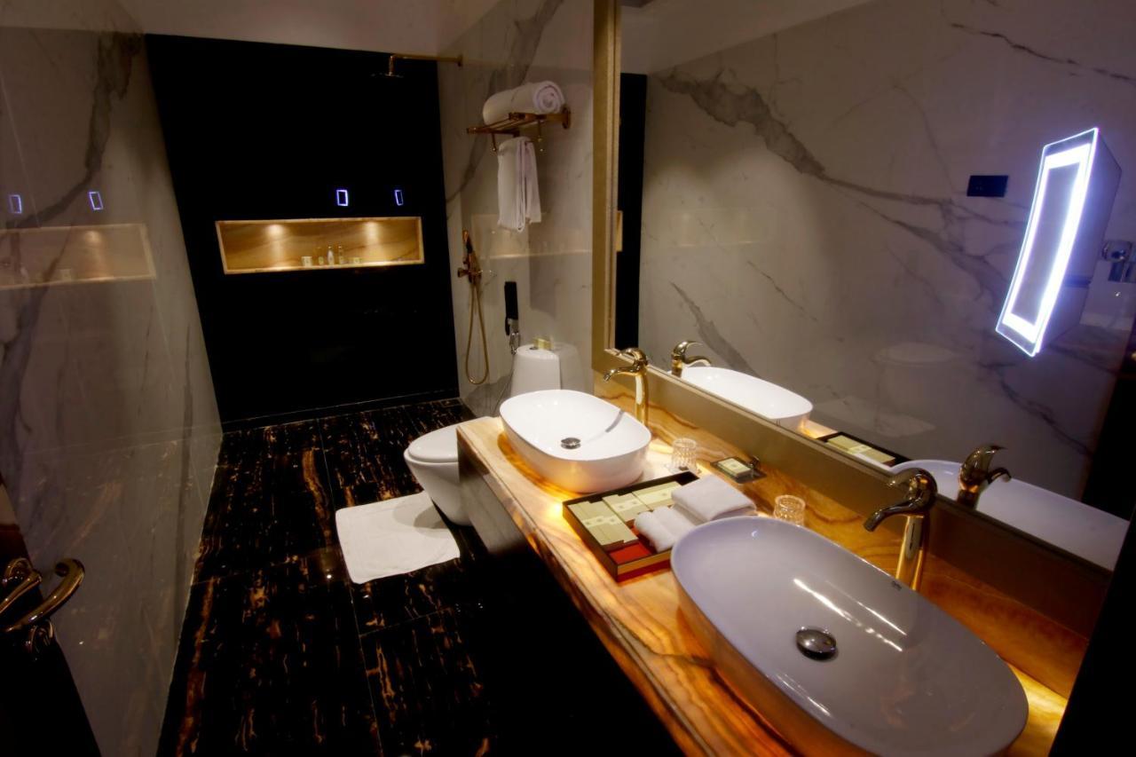 Garden Villa Suite Jacuzzi Complimentary access to the Indoor Gaming Zone at Della Adventure Park