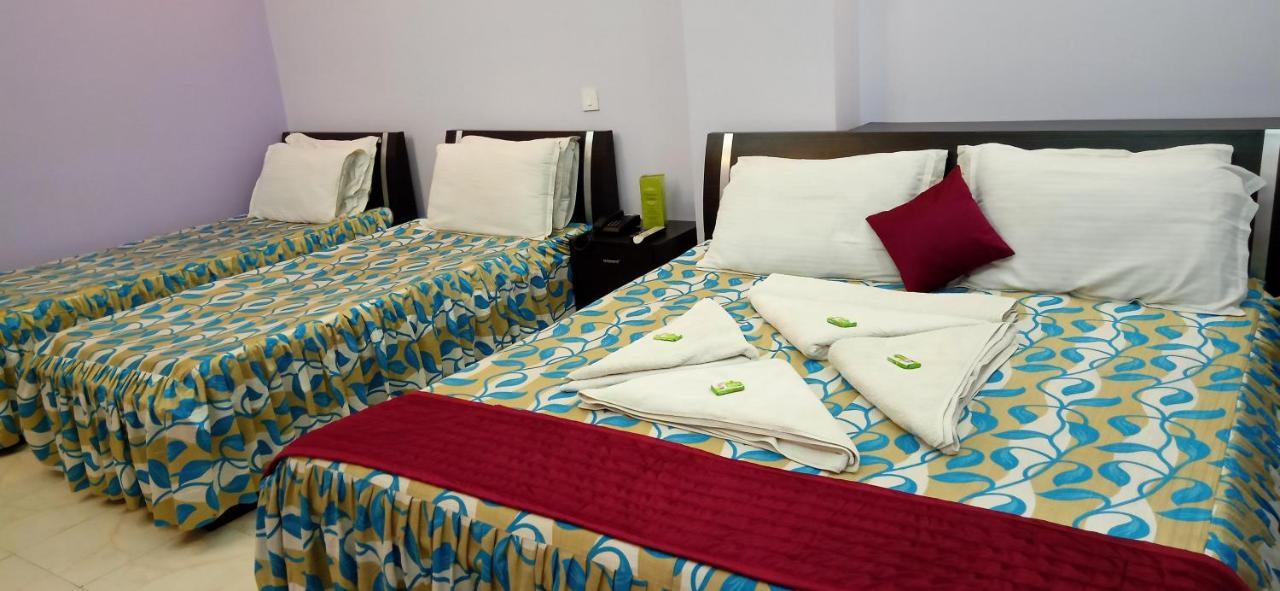 Deluxe Family Room