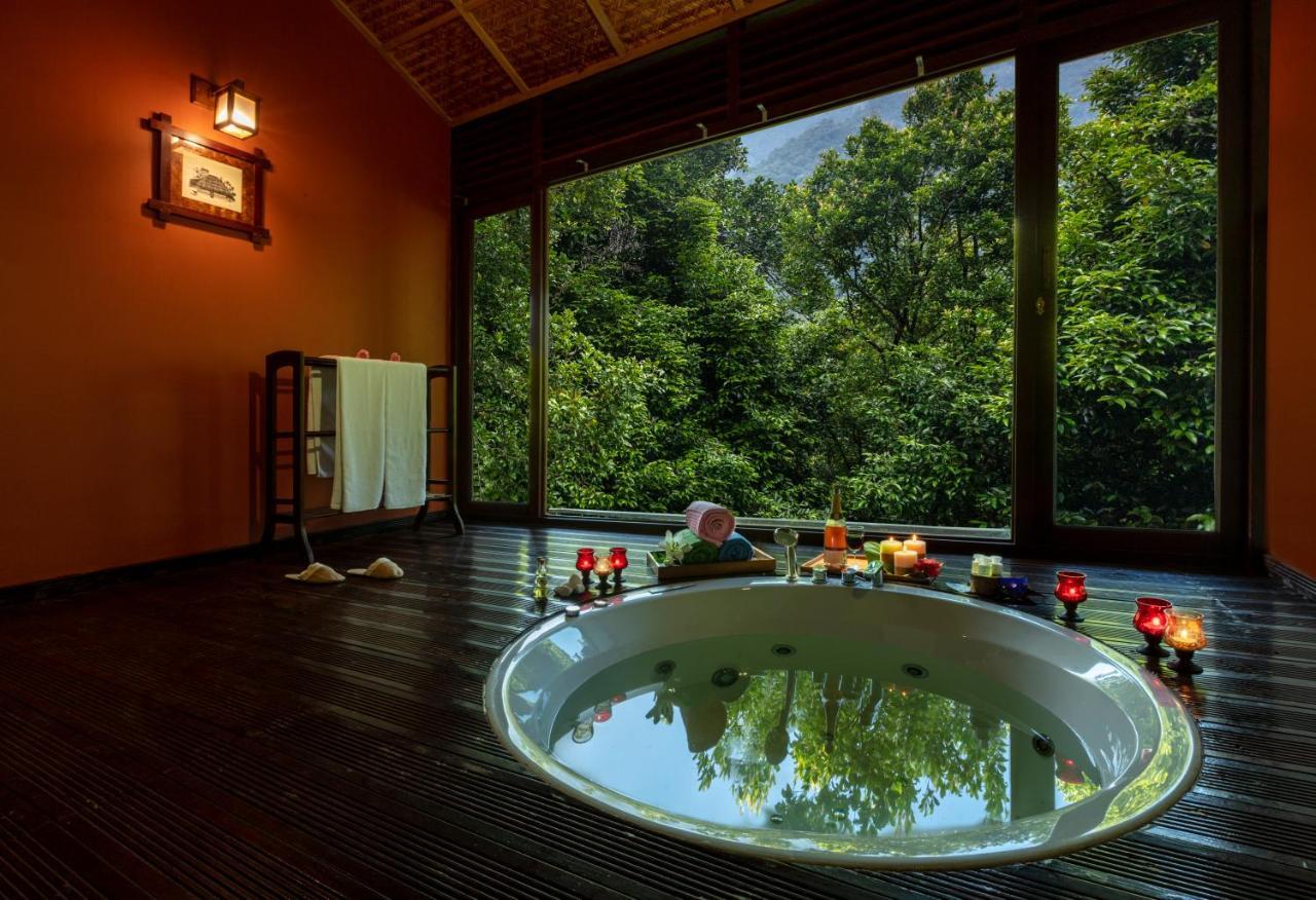 Suite Spa Bath