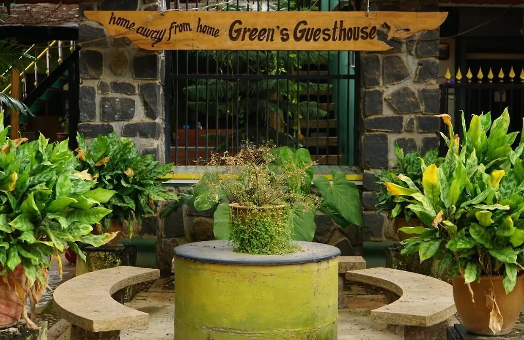Green'S Guest House-1