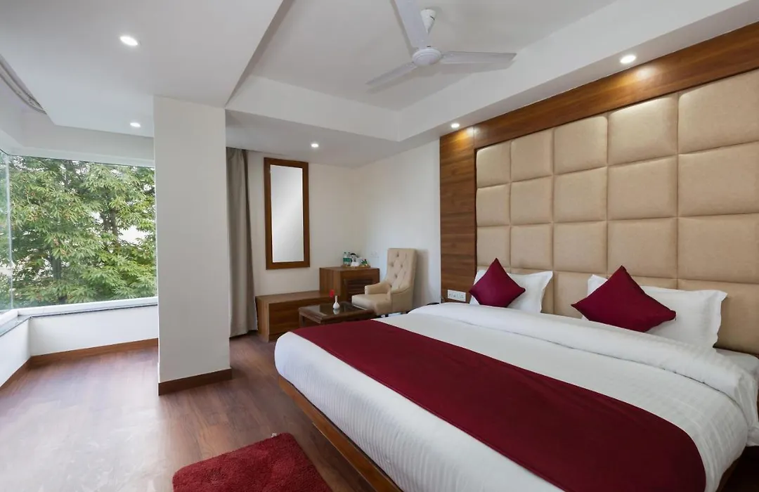 Hotel Wild Wood - 5 Minutes Walk To Mall Road-1