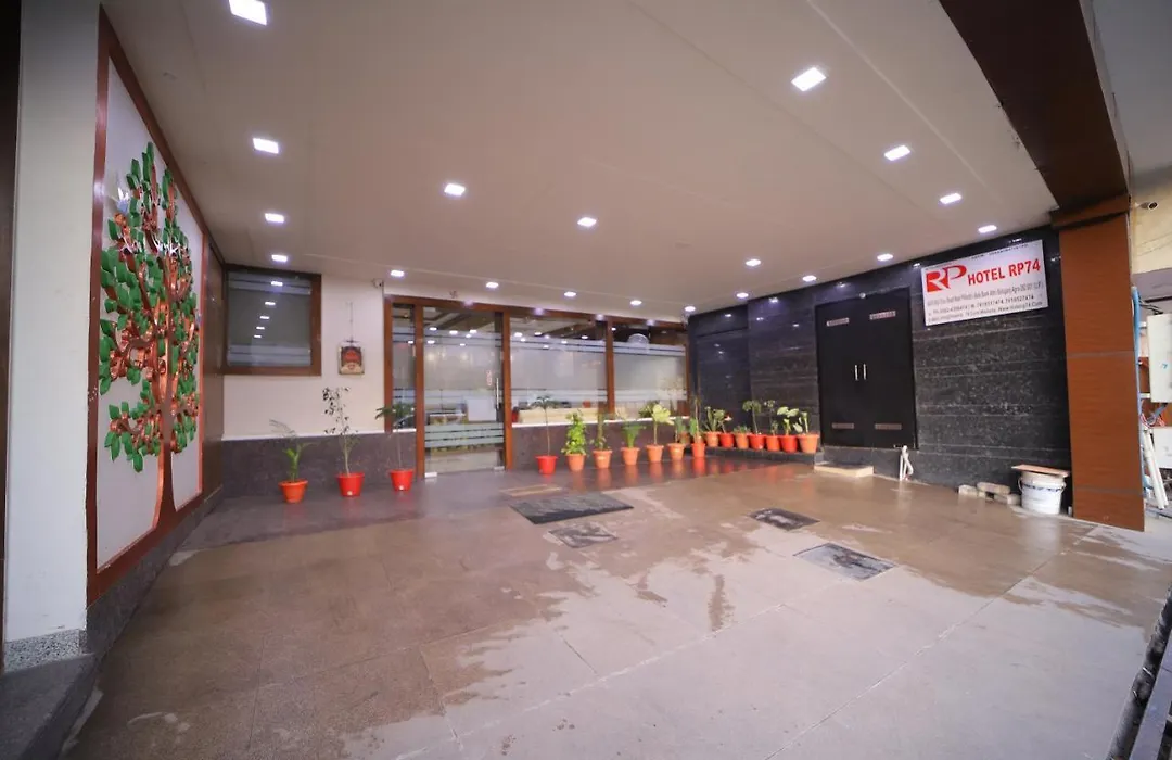 Hotel Royal Phoenix-1