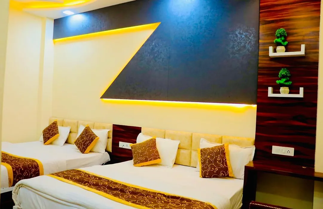 Hotel Lemonade-1