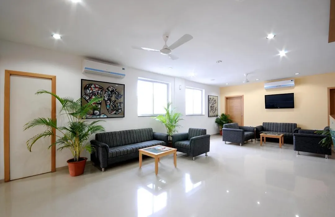 Deecobiz Hotel-1