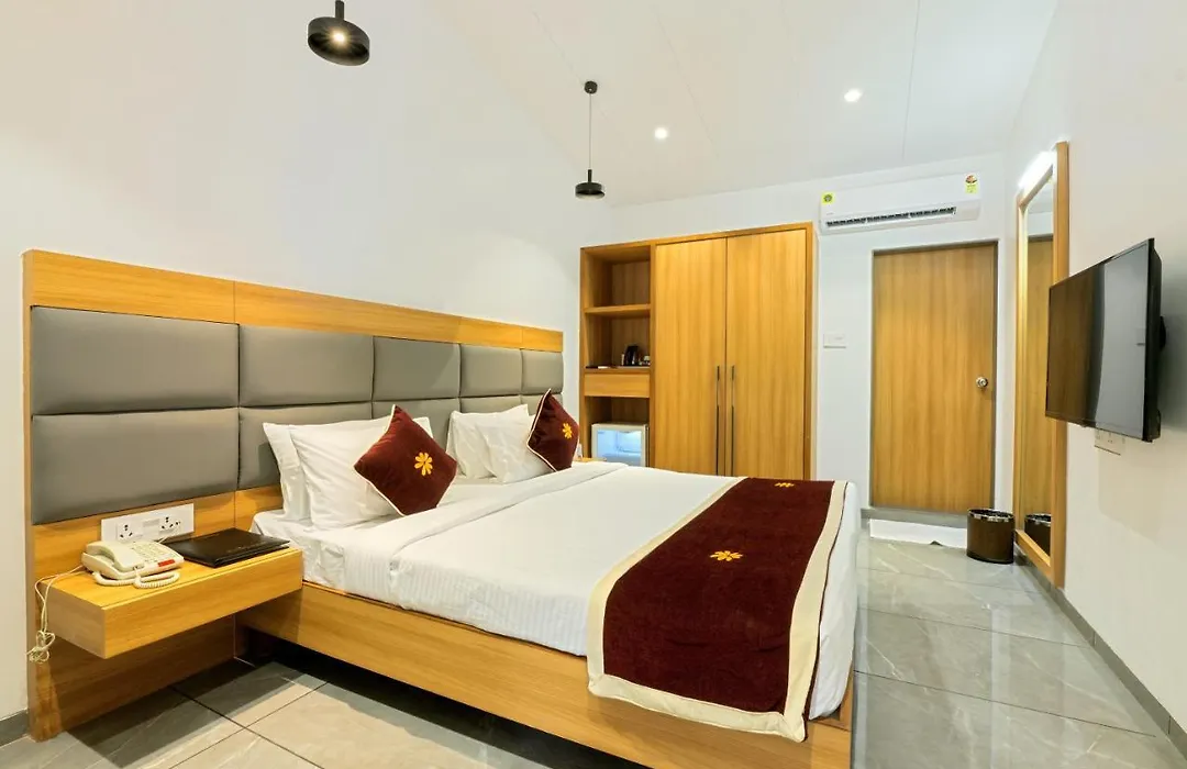 Gold Beach Villa-1