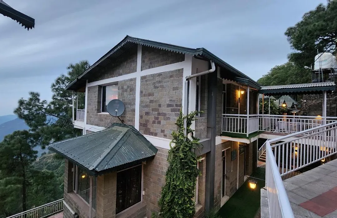 Blossom Resort Kasauli-1