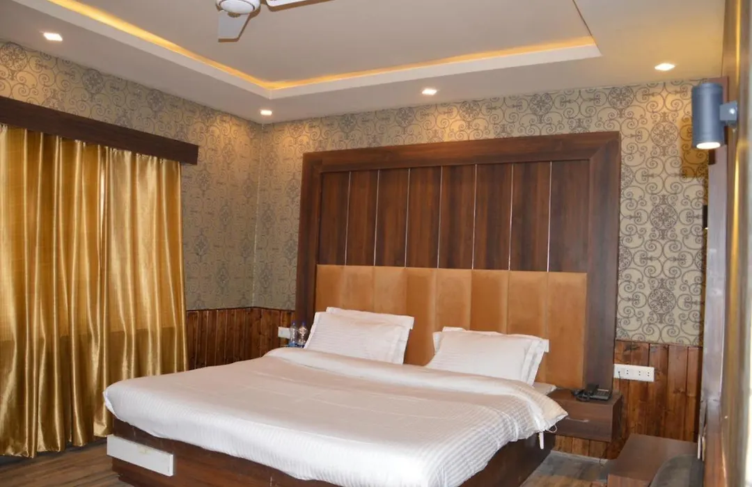 Hotel Outlook - Pahalgam-1