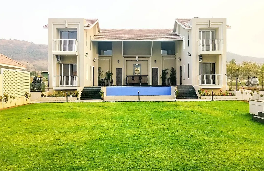 Isola Luxury Farm Suites-1