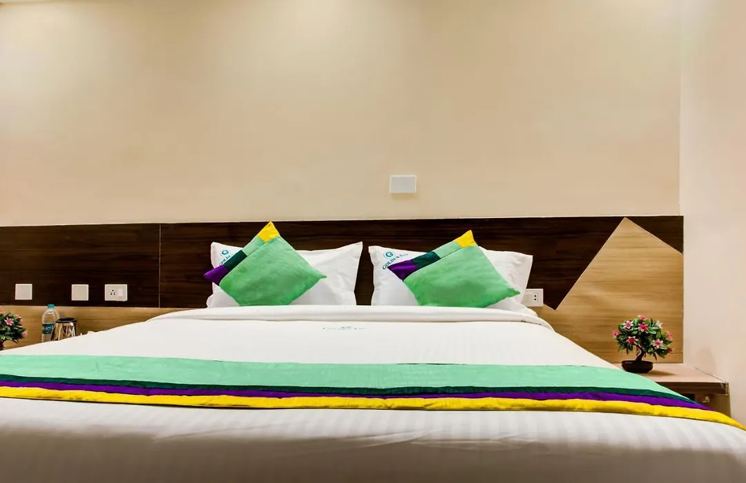 Treebo Golden Inn, 700 Mtrs From Promenade Beach-1