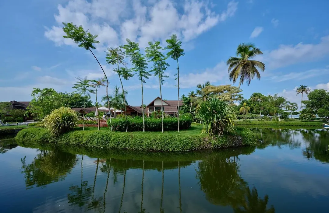 Gokulam Grand Resort & Spa, Kumarakom-1