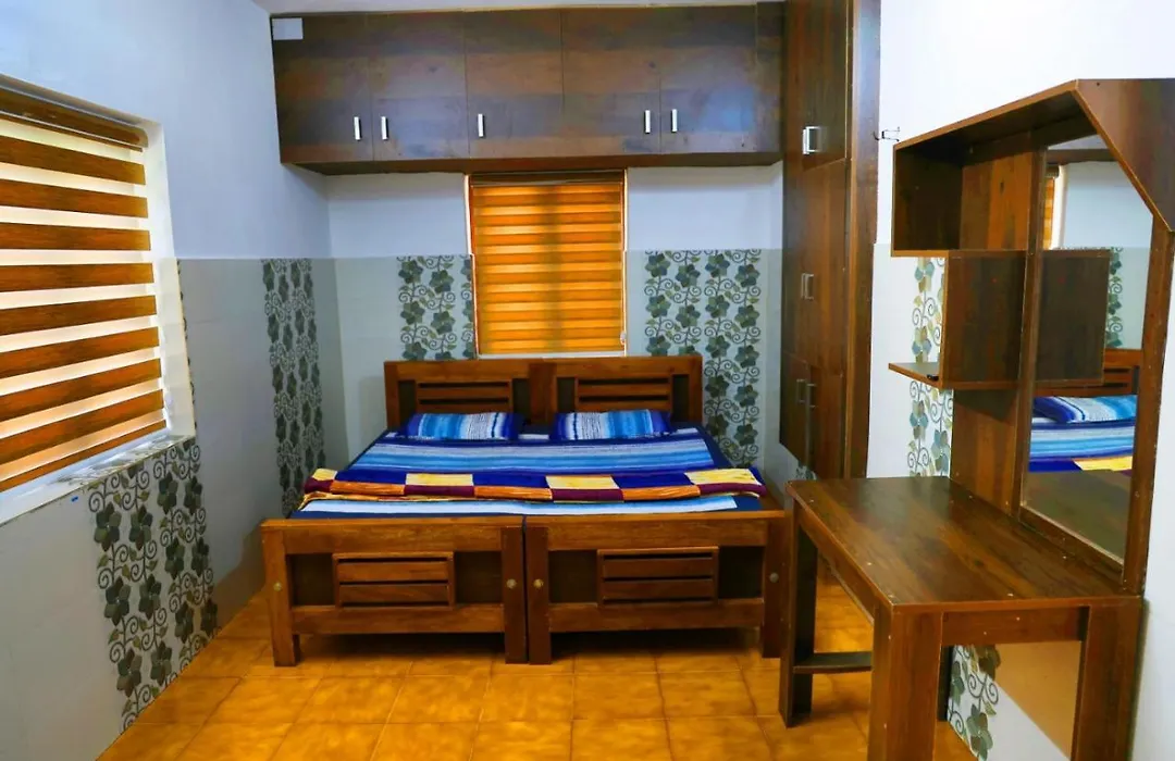 Green View Holiday Home-1