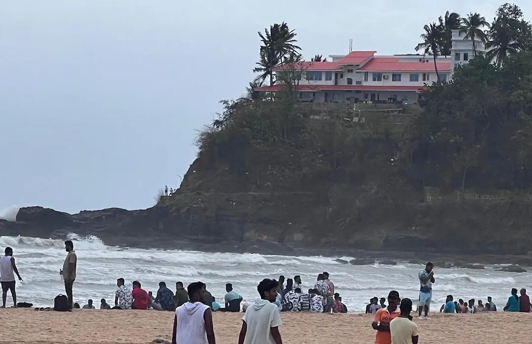 Baga Beach Myron-1