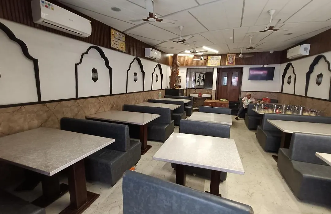 Hotel Kant By Gohotels - Near Shree Dwarkadhish Temple-1