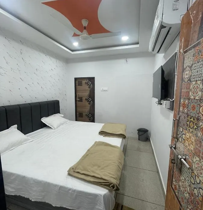 Hotel Mahakal Lok-1