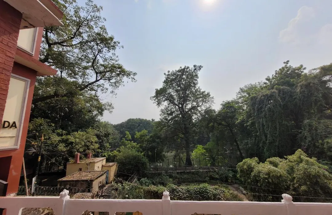 Hotel Ananda Kashi-1
