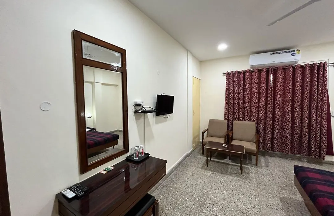 Gautam Hotel-1