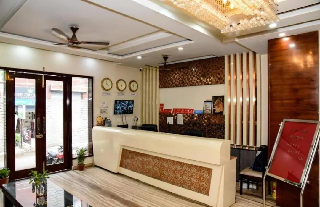 Hotel Grand In Near Vaishali Metro Station-1