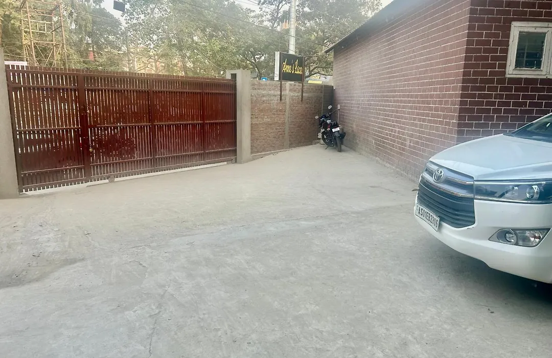Anne'S Laces Homestay-1