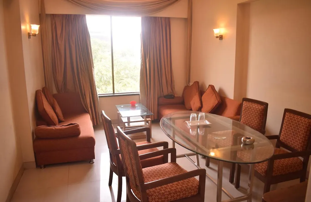 Hotel Dhiraj-1