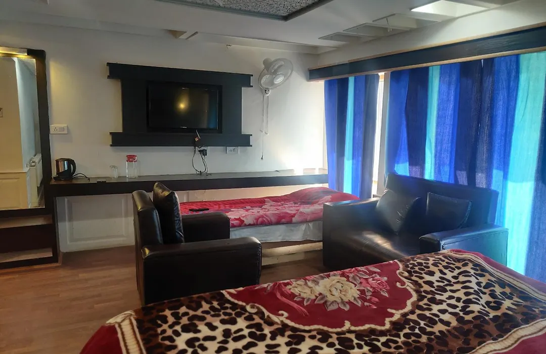 Hotel Grand Akbar-1