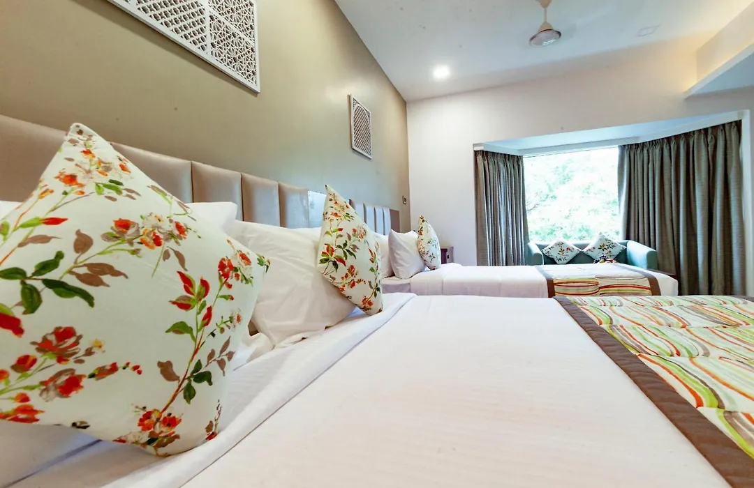 Mango Suites Viera-1