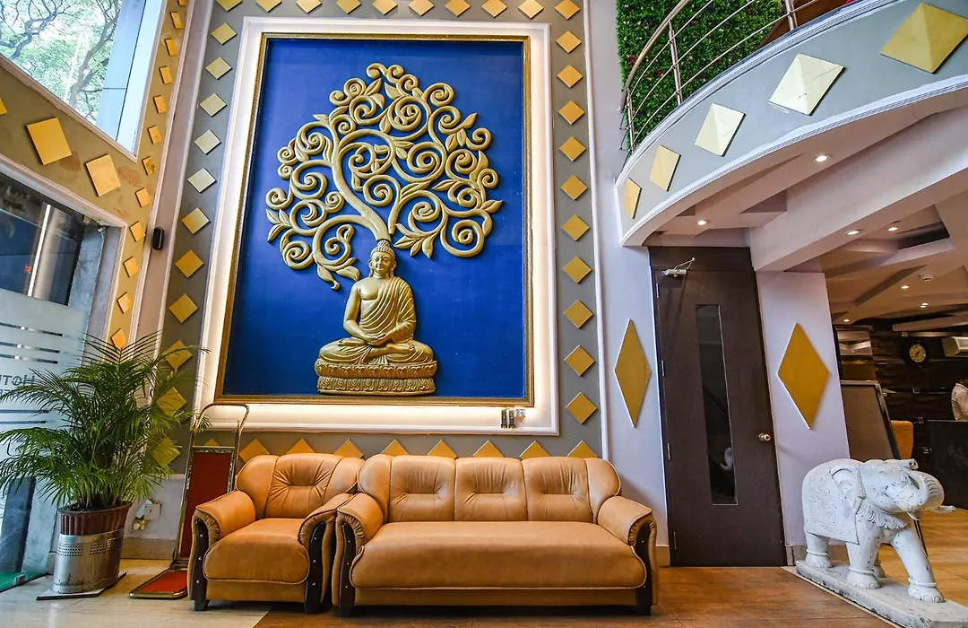 Fabhotel Shivani International-1