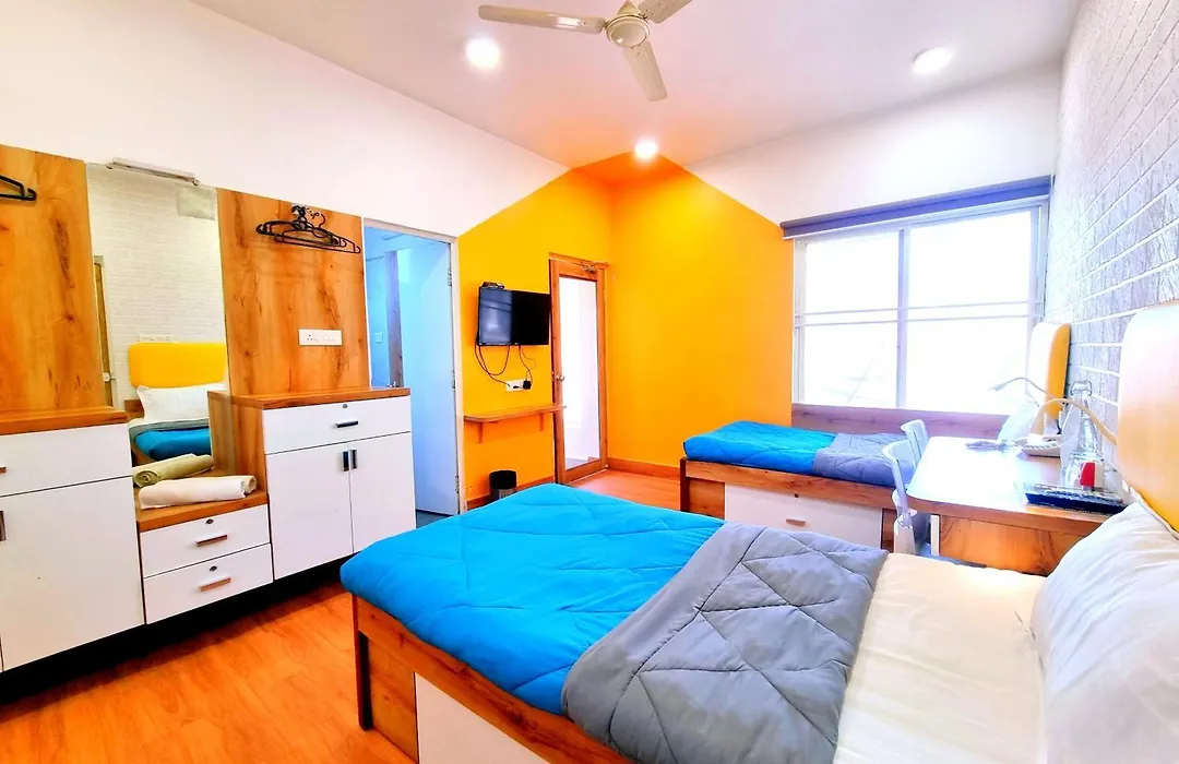 Stay Inn-1