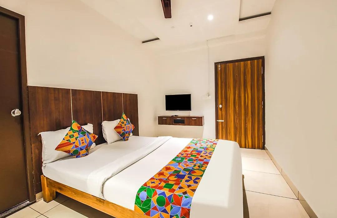 Fabhotel Quince Elite-1