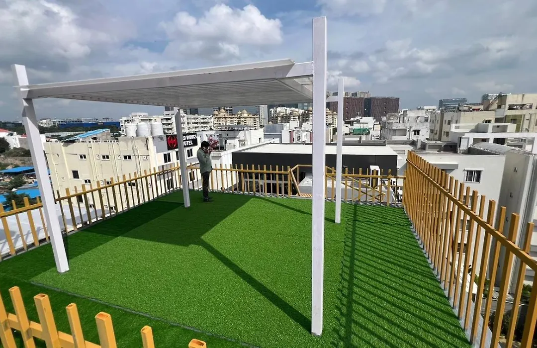 Wild Wings Premium Hotel-1