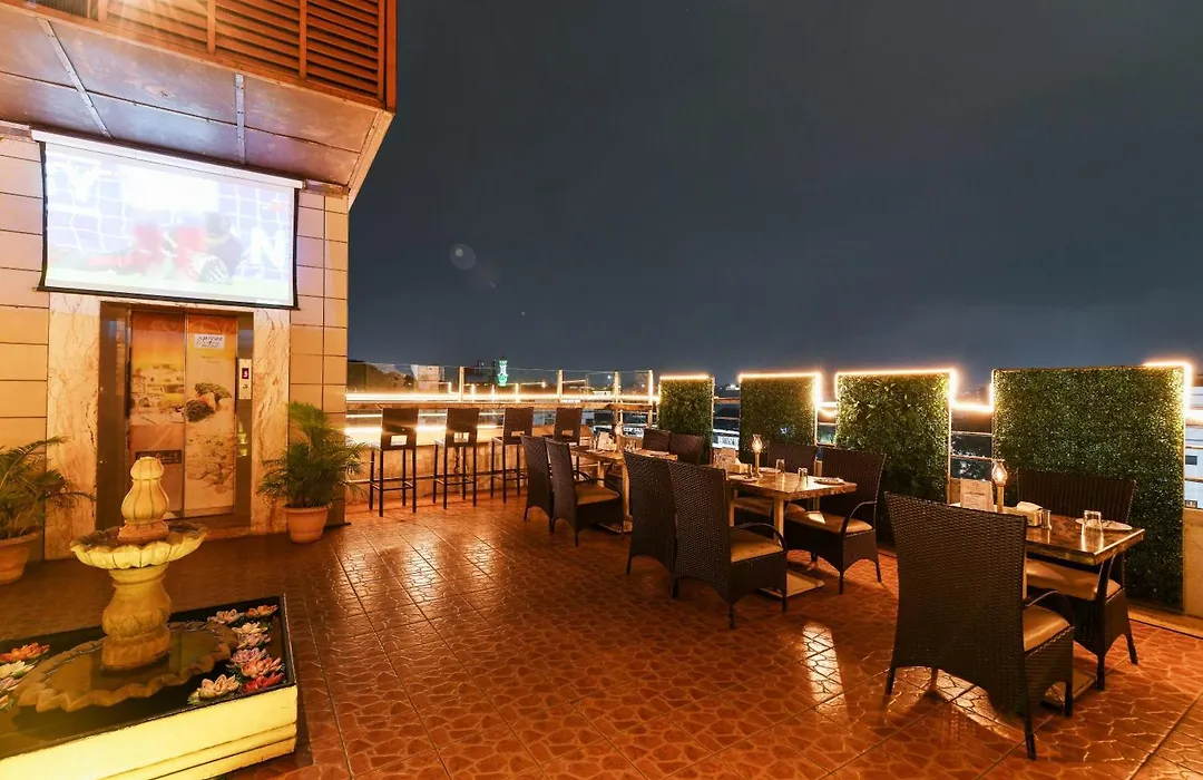 Hotel Roopa-1