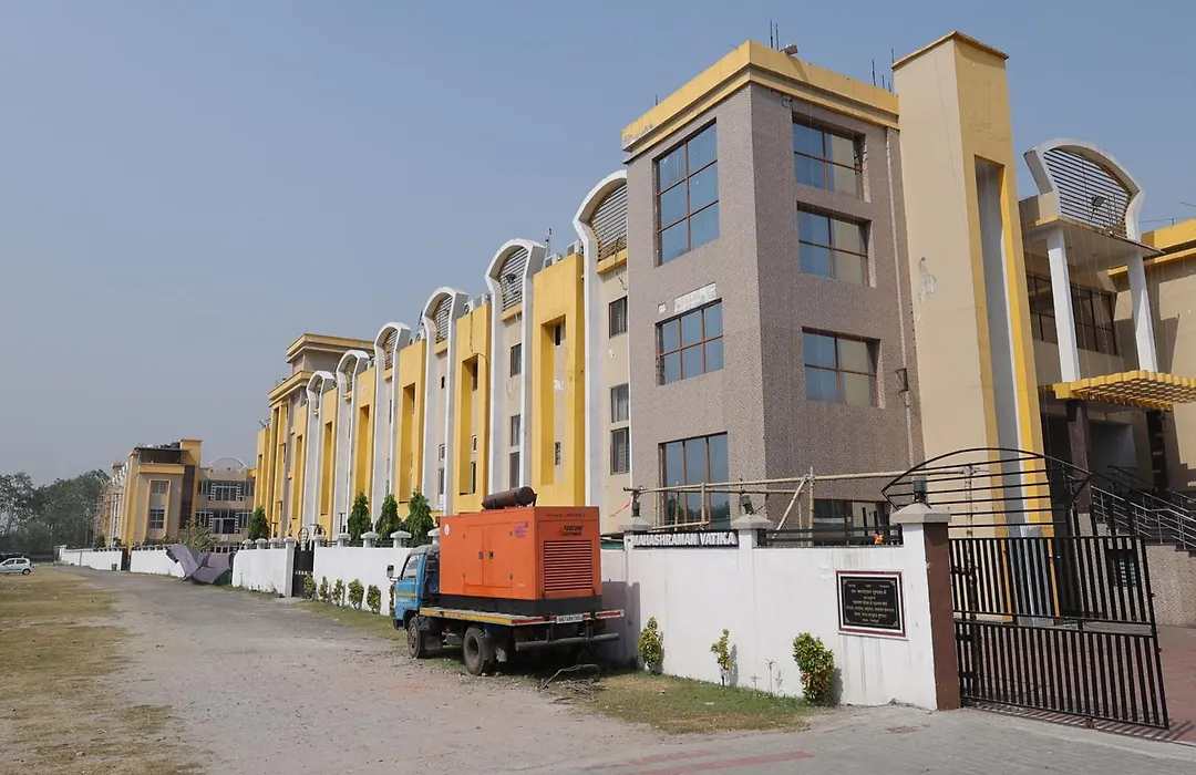 Maryada Maitri Resort -100 Rooms & 3 Banquets-1