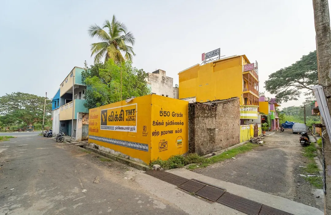 Pondy Stay-1